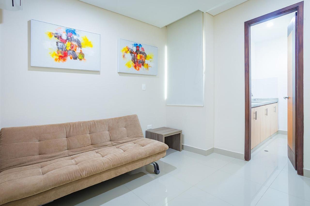 Hotel Seven Монтерия Экстерьер фото