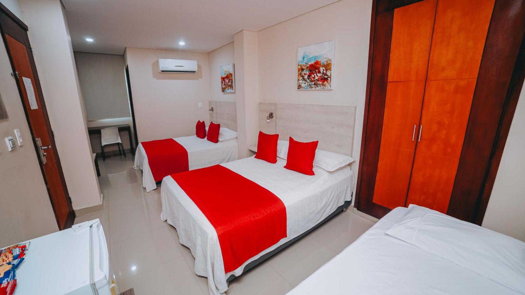 Hotel Seven Монтерия Экстерьер фото